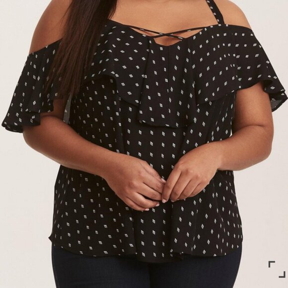 Torrid Black White Georgette Cold Shoulder Top Strappy V Neck Size 3X - Picture 1 of 10